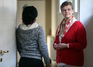 Diskussion zum Thema „Menschenhandel“