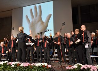 „Bunter Abend“ in Feldkirchen/D.