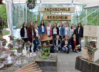 Sonderschau „Bienen & Blumen“