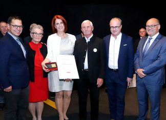 Wirtschaftsmedaille der WKOÖ verliehen