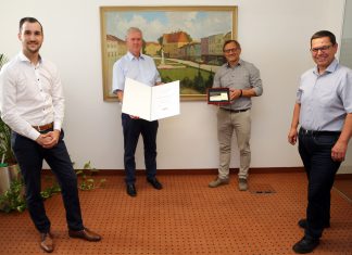 Wirtschaftsmedaille der WKOÖ überreicht