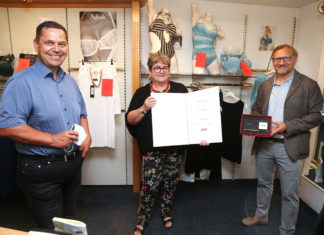 Ehrenmedaille der WKOÖ verliehen