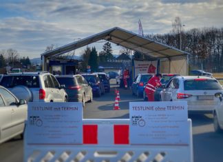 Antigen-Schnelltest im Drive-In Eferding
