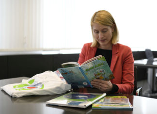 Verlosung von 100 Buchpaketen