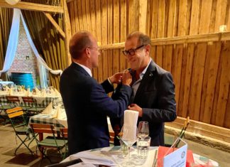 Übergabe bei Rotary Club Eferding