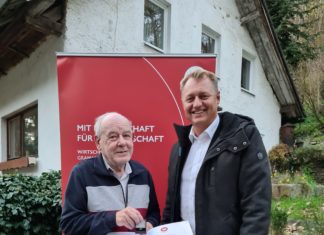 Wirtschaftsbund ehrt langjähriges Mitglied