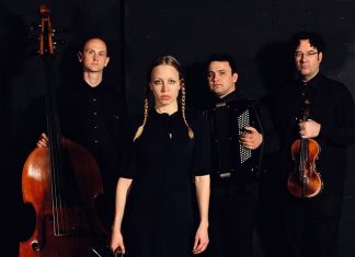 „FRAUEN.Texte – Mädchen.LIEDER“