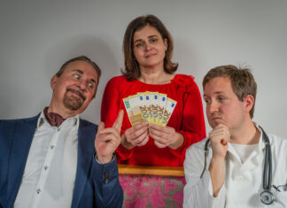 Eferdinger Theaterkistl feiert 30-jähriges Bühnenjubiläum