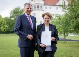 Berufstitel „Professorin“ überreicht
