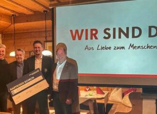 Großspende an Rotkreuz-Markt Eferding